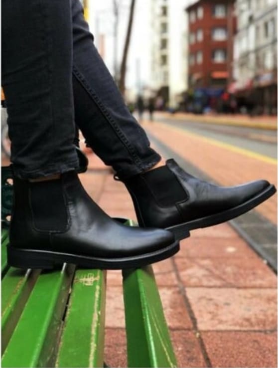 Walk Worthy Chelsea Boots — Pure Black